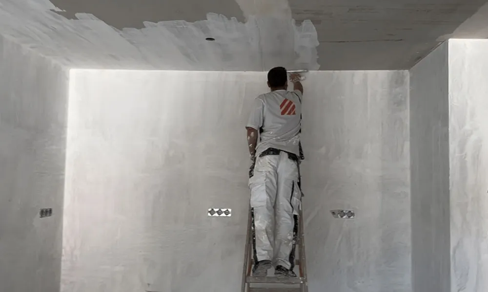 Als Qualitätskontrolle und um den Aufwand beim Spachteln einschätzen zu können, werden Spachtelarbeiten in vier Stufen eingeteilt. Abgekürzt werden die Güteklassen mit Q1, Q2, Q3 und Q4.