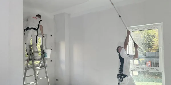 Wir bieten hochwertige Malerarbeiten von Innen- und Außenwänden. Private, gewerbliche oder öffentliche Bauvorhaben oder Neubau. Sprechen Sie uns an, wenn Sie Ihre Fassade oder Ihr Haus streichen lassen möchten.